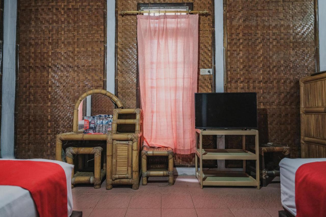 Reddoorz Near Pantai Florida Anyer Serang Exterior photo