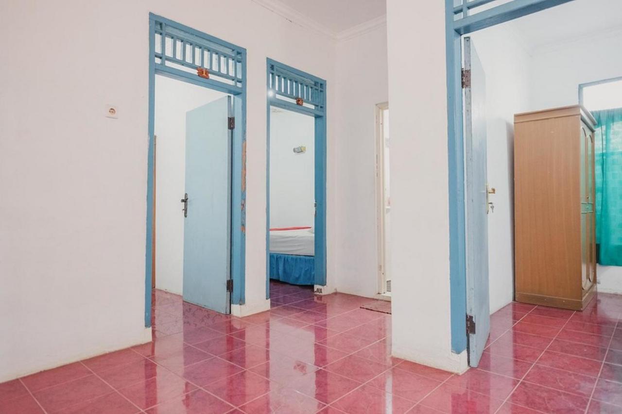 Reddoorz Near Pantai Florida Anyer Serang Exterior photo