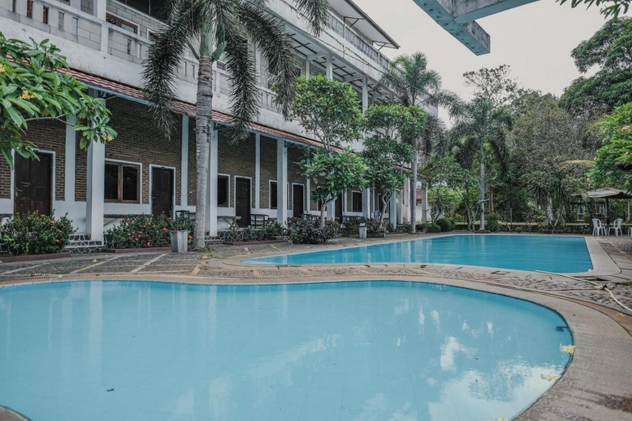 Reddoorz Near Pantai Florida Anyer Serang Exterior photo