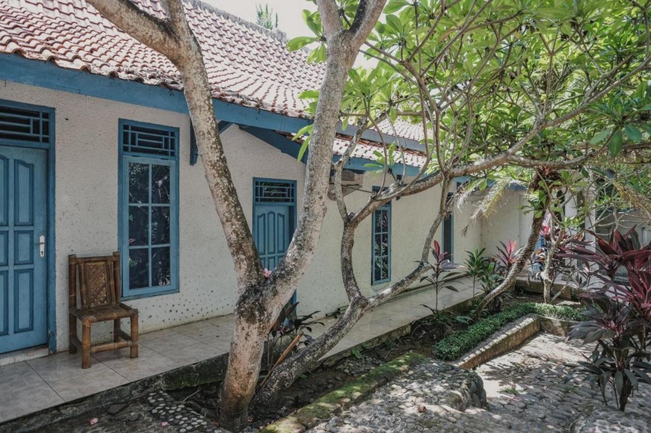 Reddoorz Near Pantai Florida Anyer Serang Exterior photo