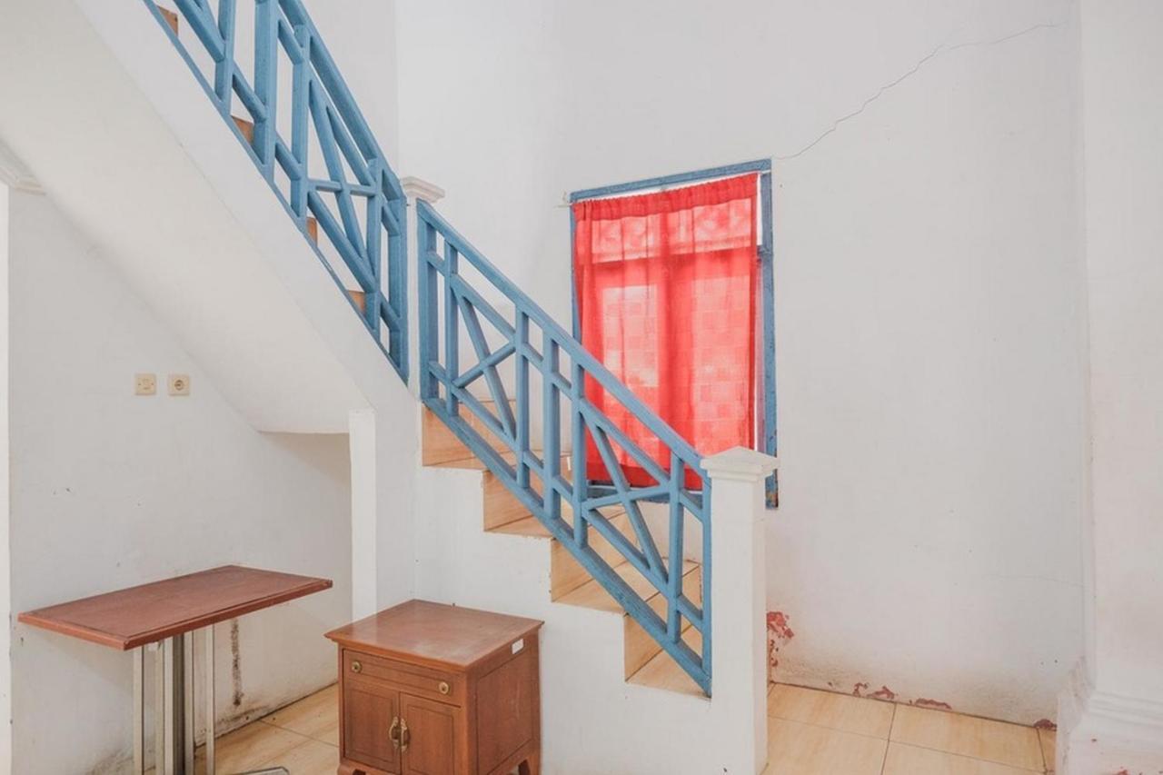 Reddoorz Near Pantai Florida Anyer Serang Exterior photo
