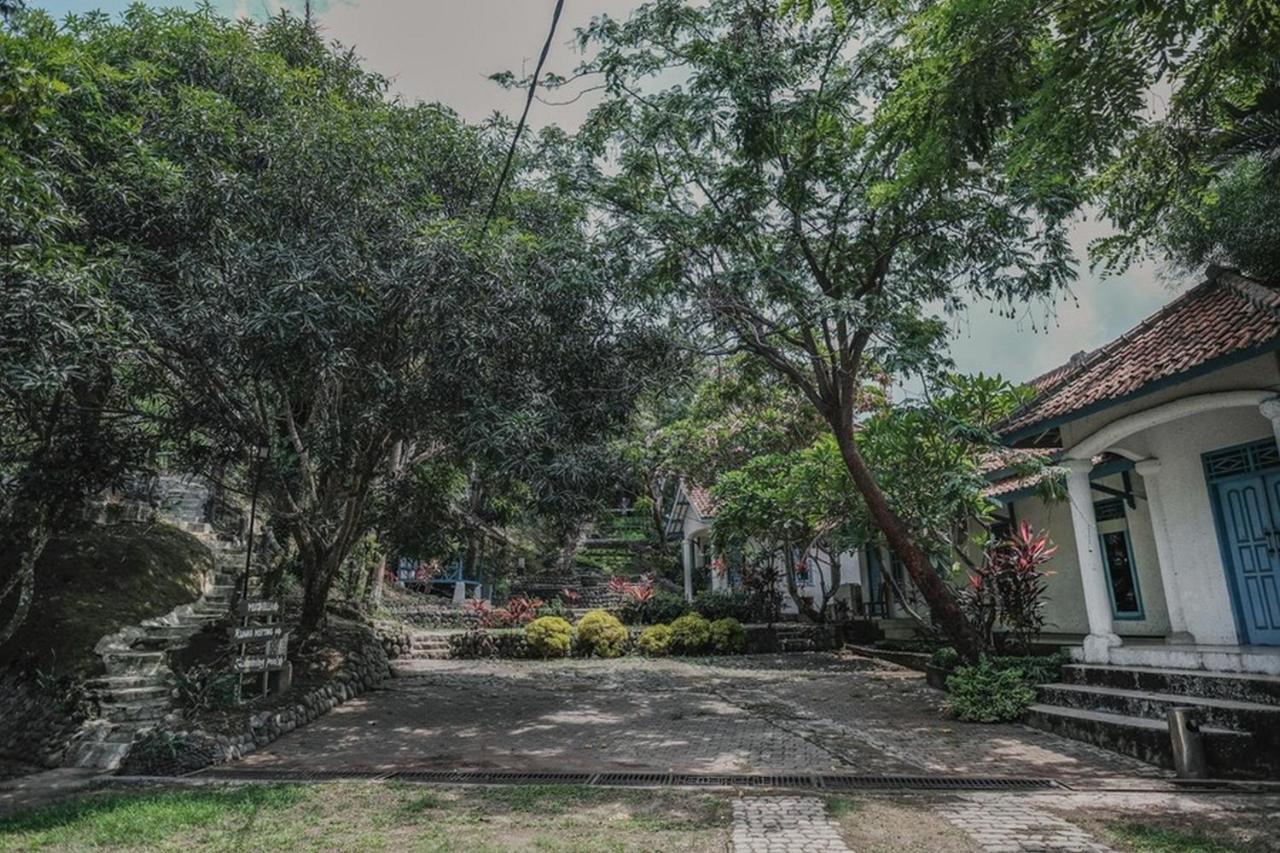 Reddoorz Near Pantai Florida Anyer Serang Exterior photo