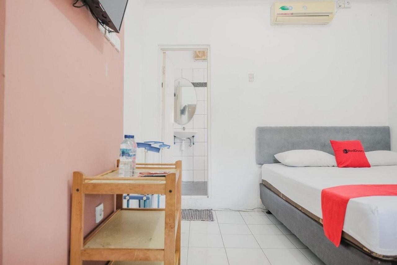 Reddoorz Near Pantai Florida Anyer Serang Exterior photo